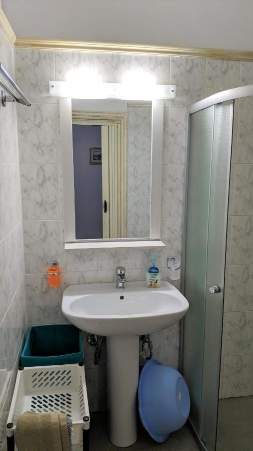 Adonis Villa Куцунарі Екстер'єр фото